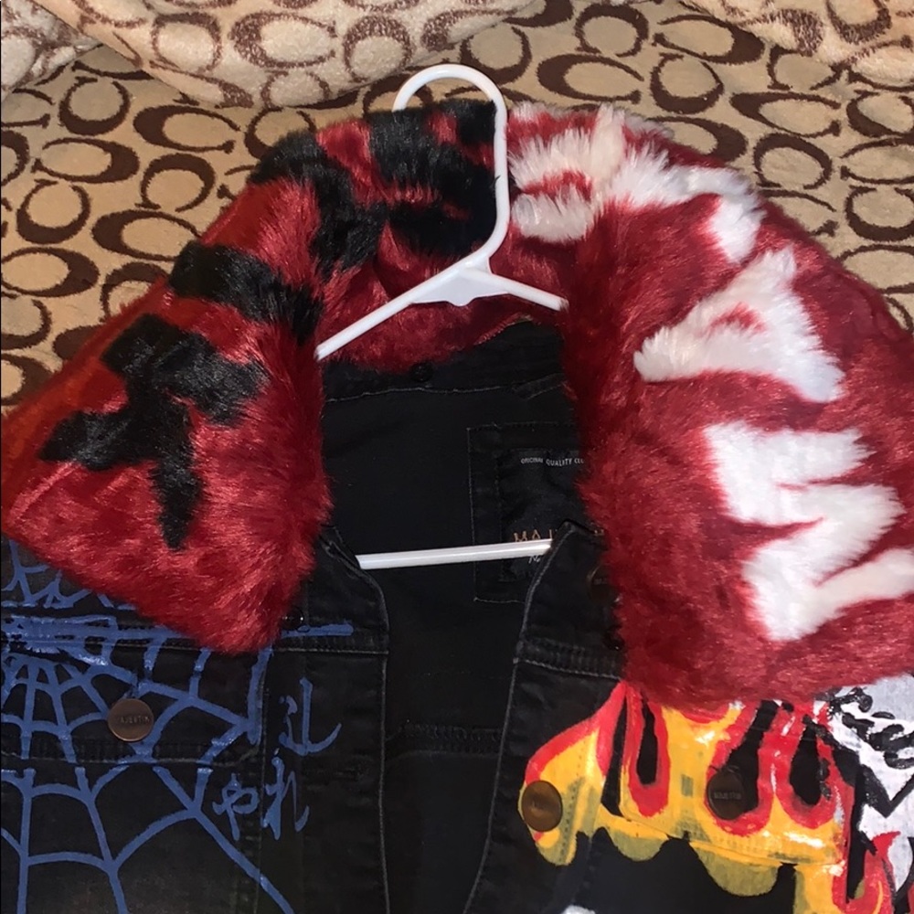 Jacket - Picture 5 of 5